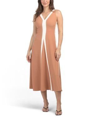 LUXELY Sleeveless Color Blocked Maxi Dress